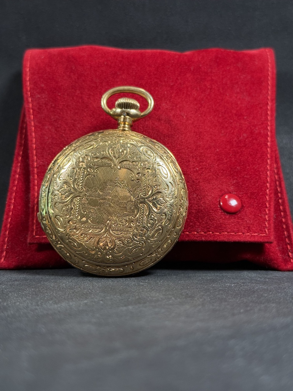 Hampden Watch Co 18s pocket watch engraved case back