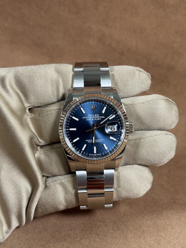 Rolex Datejust 36 ref 126234 in hand