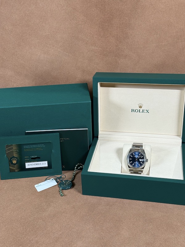 Rolex Datejust 36 ref 126234 complete set