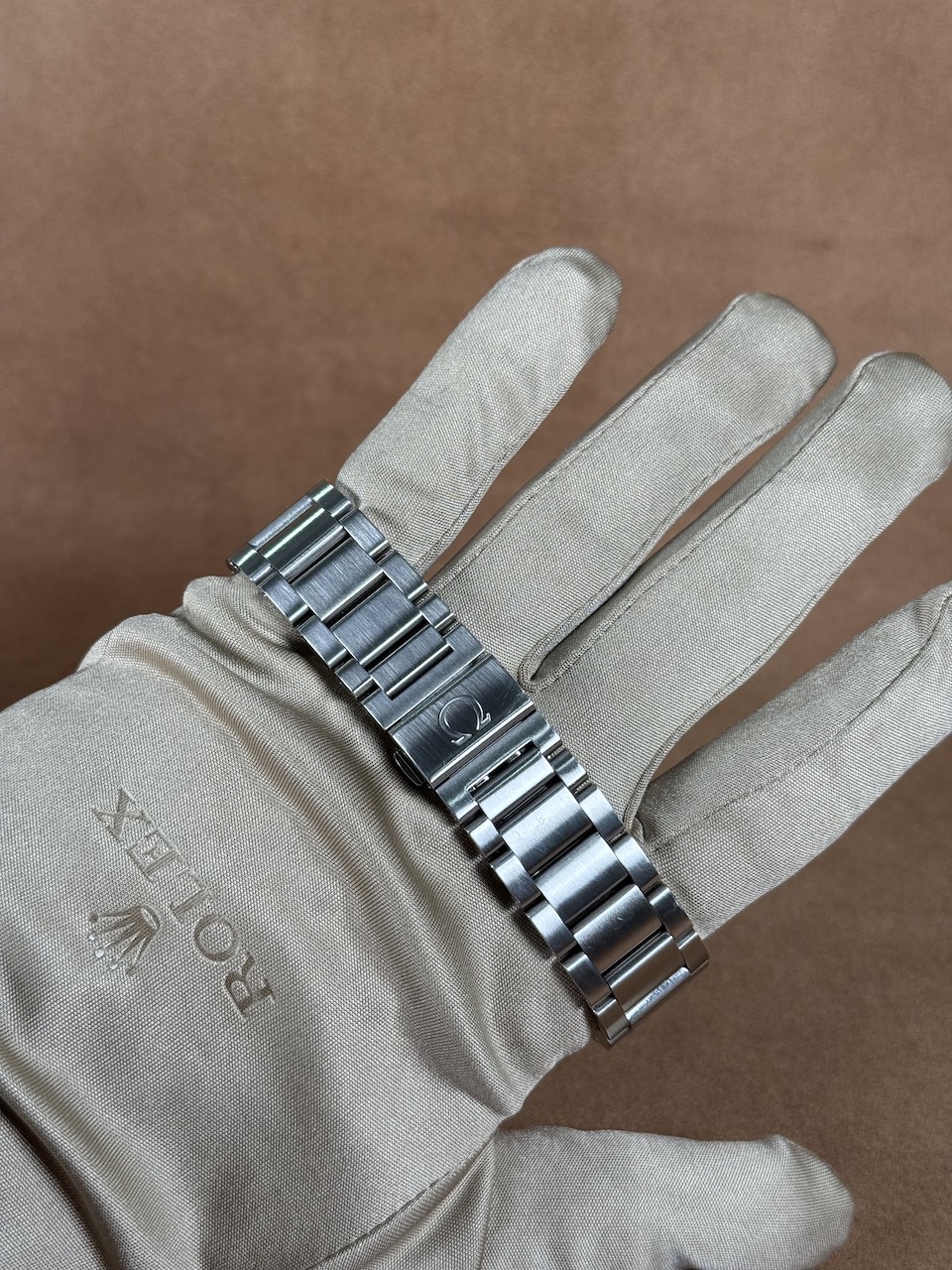 Omega Seamaster Aqua Terra Skyfall exhibition caseback Calibre 8500